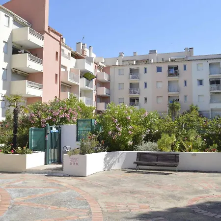 Apartment Cap D'agde: 4 Pers, Piscine, A 600m, Parking - Fr-1-249-6